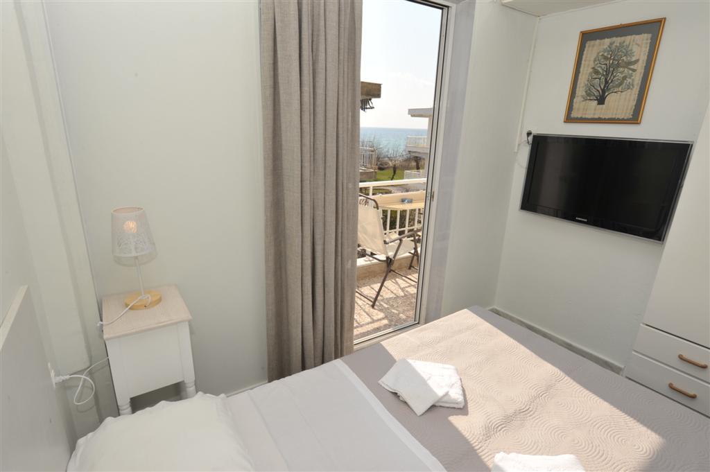 ROOM-2 2 PERSONS-WINTER SEASIDE VIEW